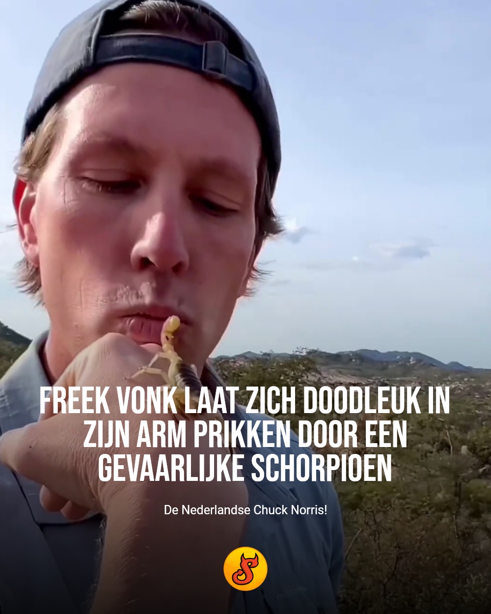 Freek Vonk laat zich doodleuk in zijn arm prikken door een gevaarlijke schorpioen