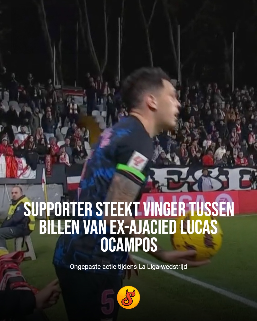 Supporter steekt vinger tussen billen van ex-Ajacied Lucas Ocampos
