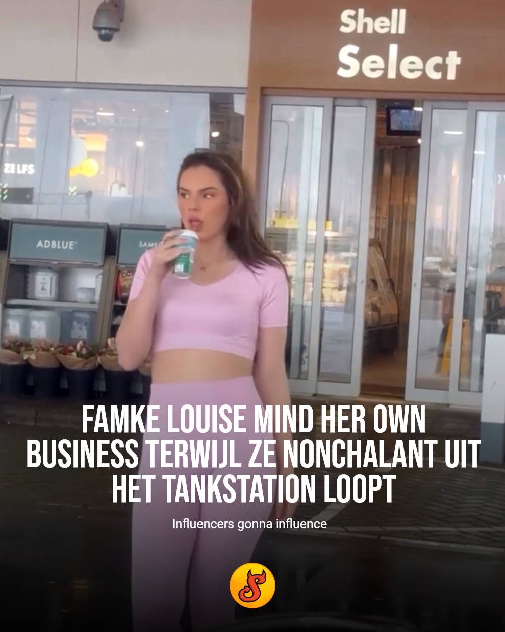 Famke Louise mind her own business terwijl ze nonchalant uit het tankstation loopt