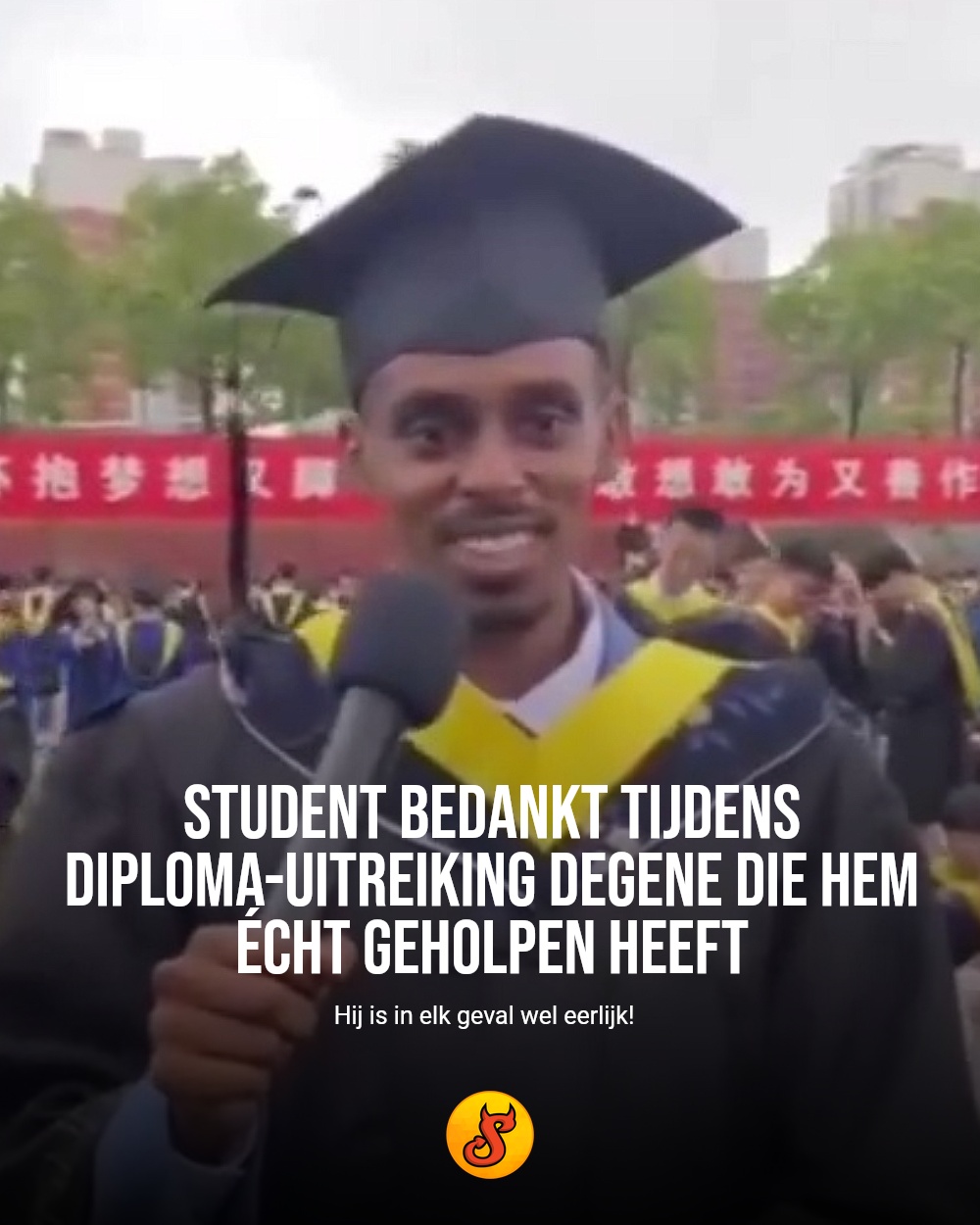 Student bedankt tijdens diploma-uitreiking degene die hem écht geholpen heeft