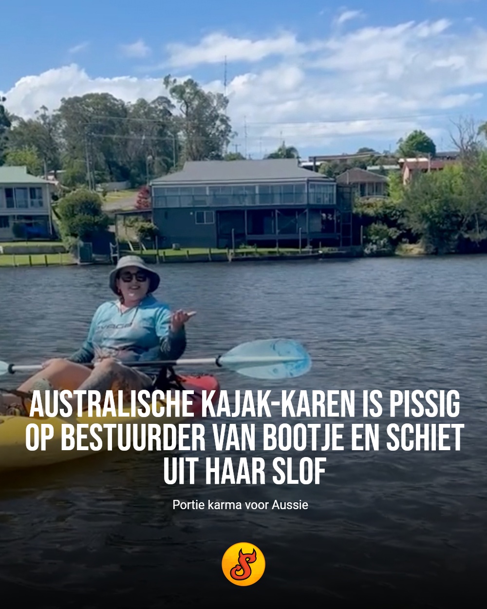 Australische kajak-Karen is pissig op bestuurder van bootje en schiet uit haar slof