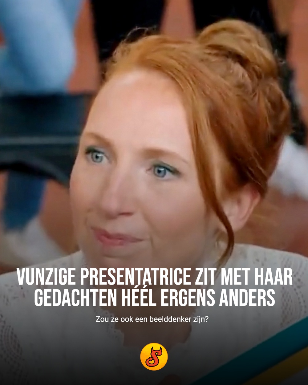 Vunzige presentatrice zit met haar gedachten héél ergens anders