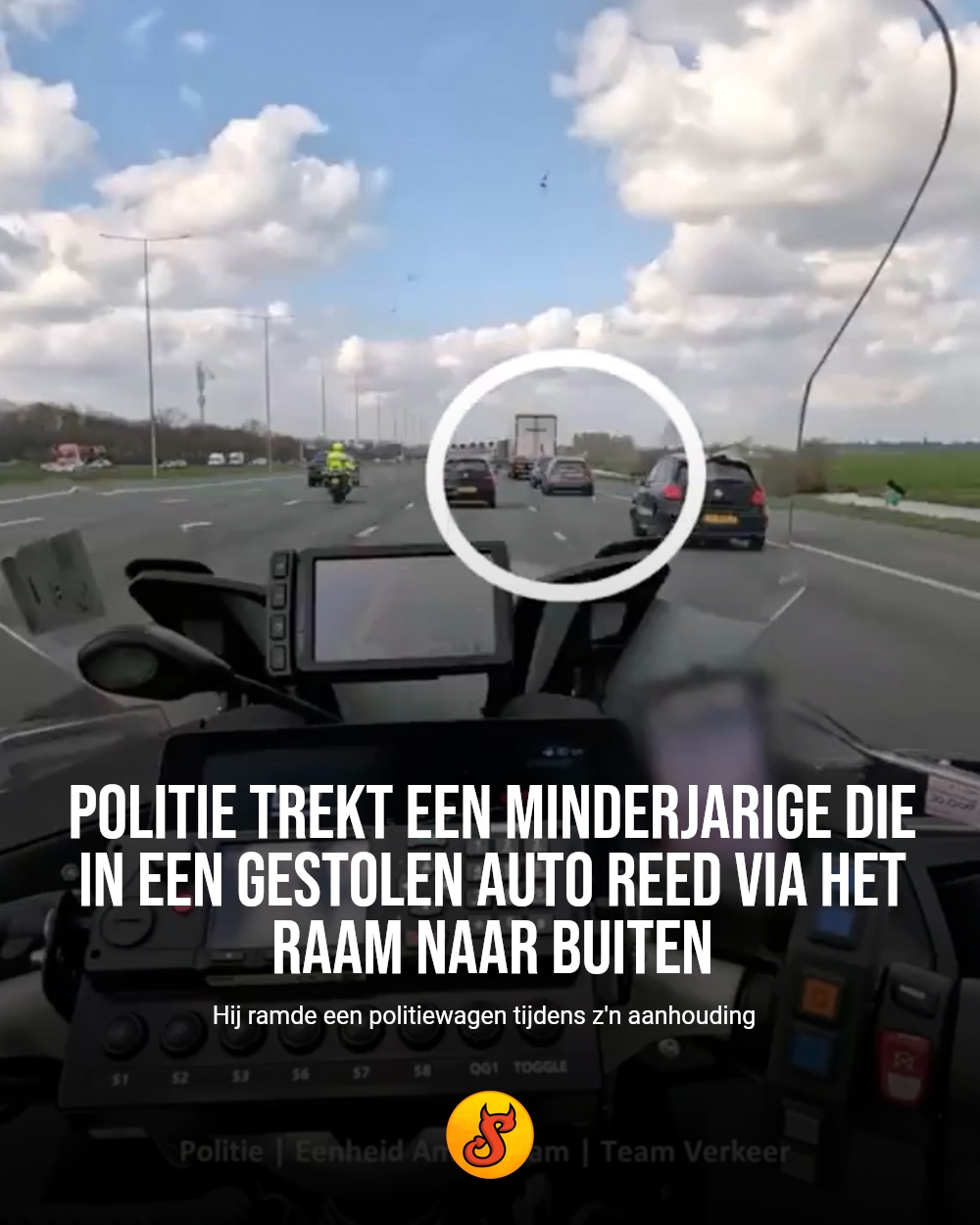 Politie trekt een minderjarige die in een gestolen auto reed via het raam naar buiten