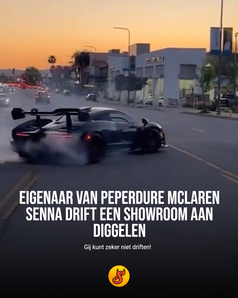 Eigenaar van peperdure McLaren Senna drift een showroom aan diggelen