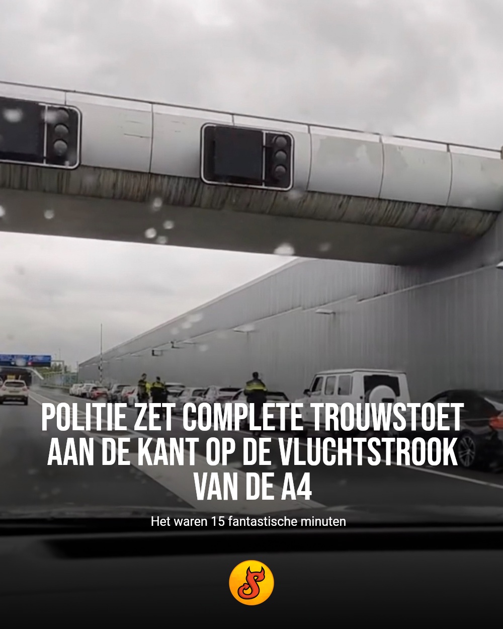 Politie zet complete trouwstoet aan de kant op de vluchtstrook van de A4