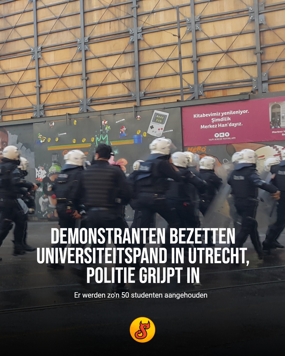 Demonstranten bezetten universiteitspand in Utrecht, politie grijpt in