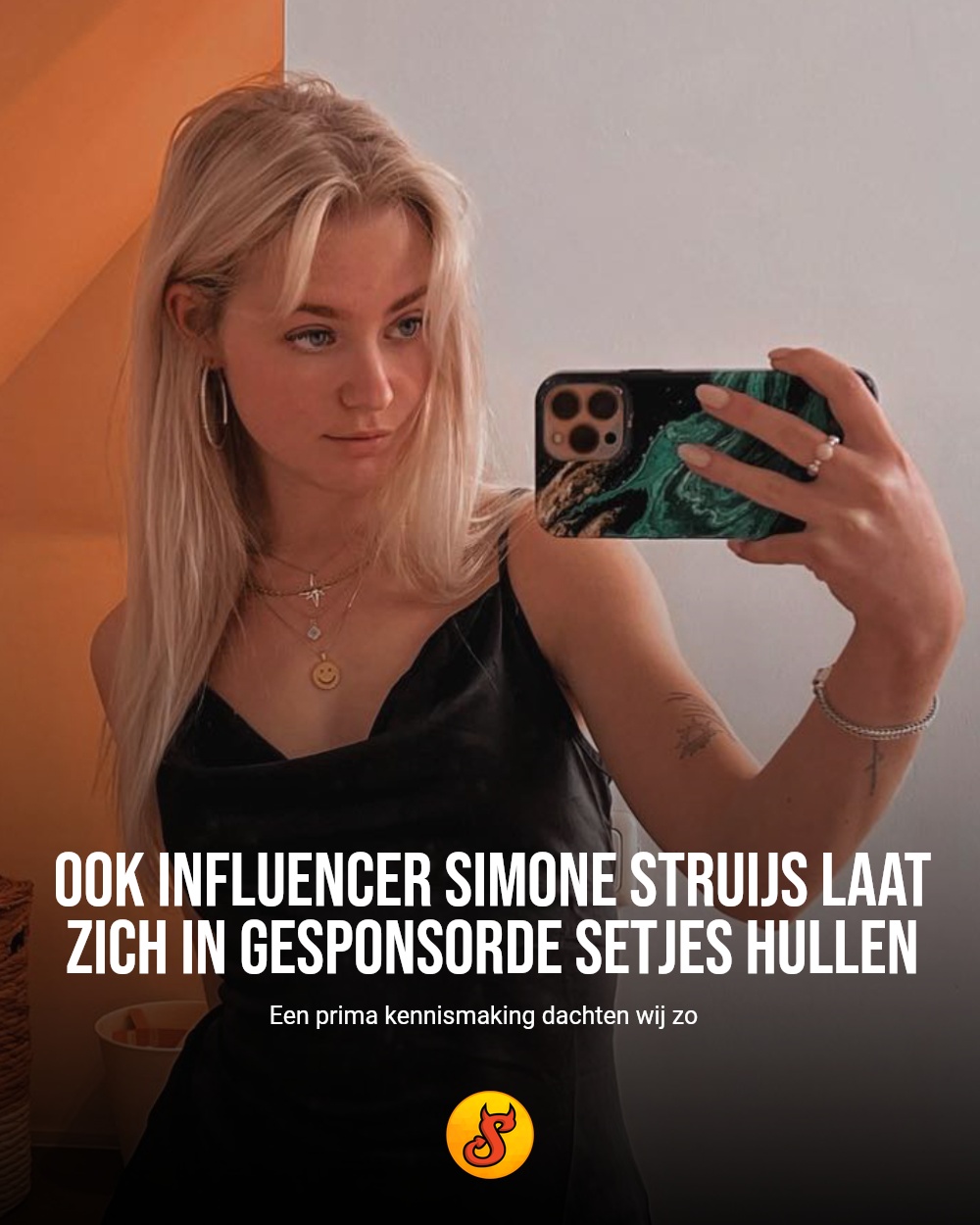 Ook influencer Simone Struijs laat zich in gesponsorde setjes hullen