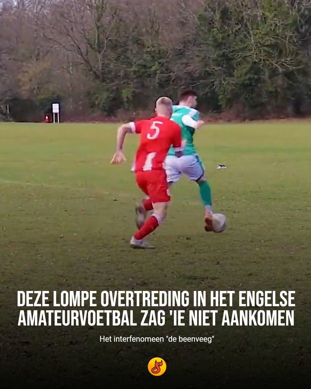 Deze lompe overtreding in het Engelse amateurvoetbal zag 'ie niet aankomen