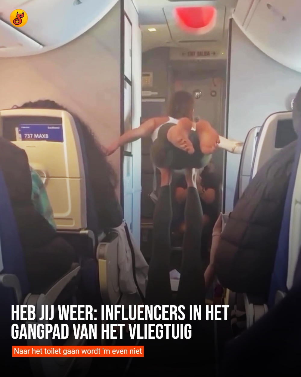 Heb jij weer: influencers in het gangpad van het vliegtuig