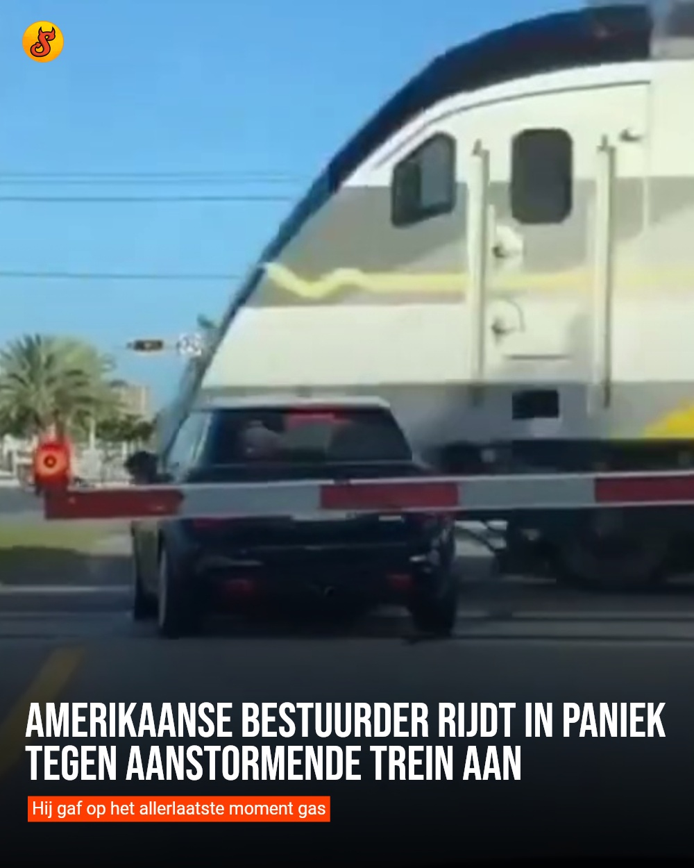 Amerikaanse bestuurder rijdt in paniek tegen aanstormende trein aan