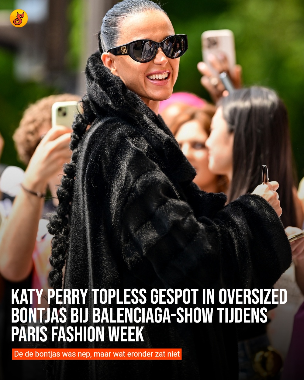 Katy Perry topless gespot in oversized bontjas bij Balenciaga-show tijdens Paris Fashion Week