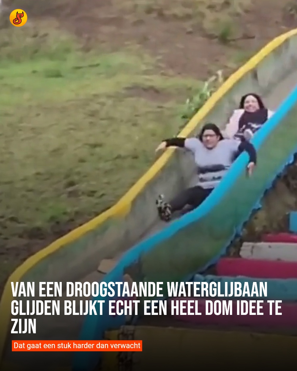 Van een droogstaande waterglijbaan glijden blijkt echt een heel dom idee te zijn