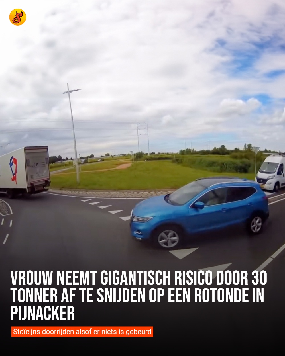 Vrouw neemt gigantisch risico door 30 tonner af te snijden op een rotonde in Pijnacker