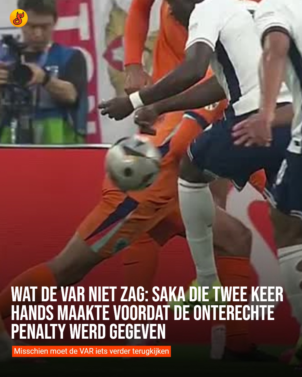 Wat de VAR niet zag: Saka die twee keer hands maakte voordat de onterechte penalty werd gegeven