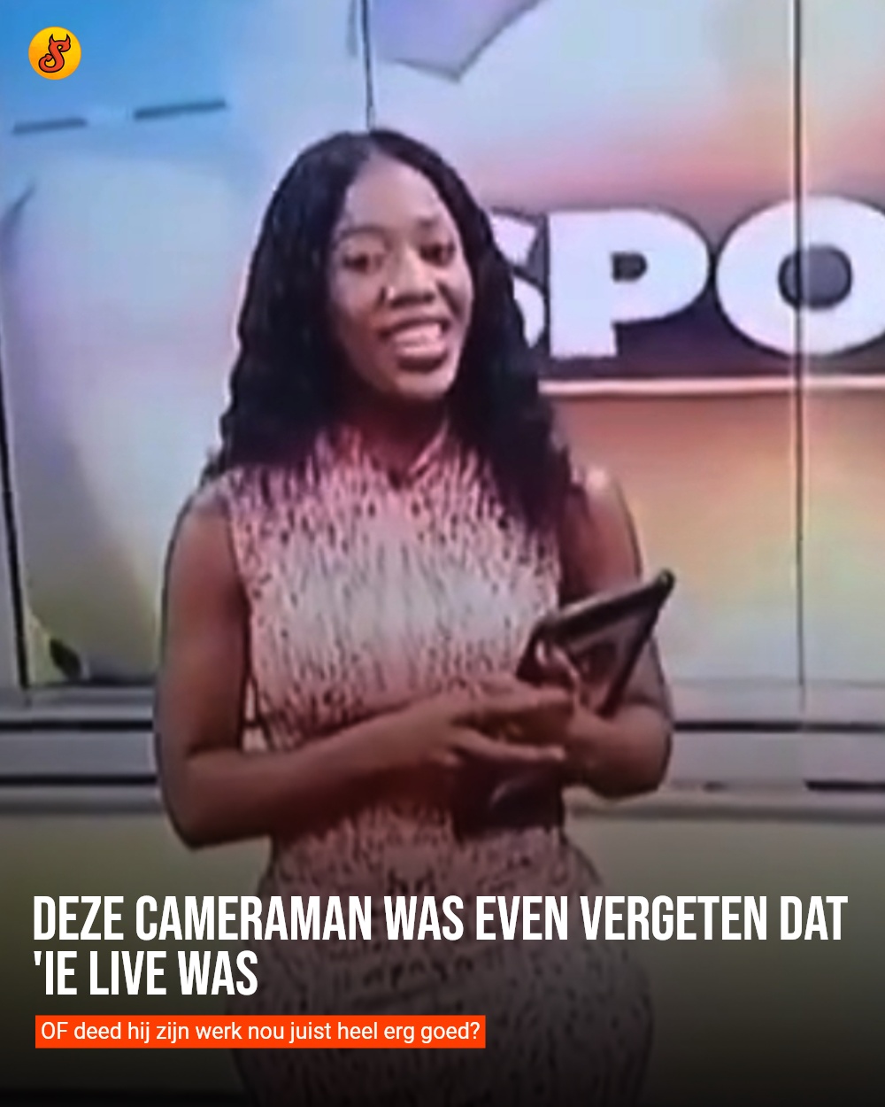 Deze cameraman was even vergeten dat 'ie live was