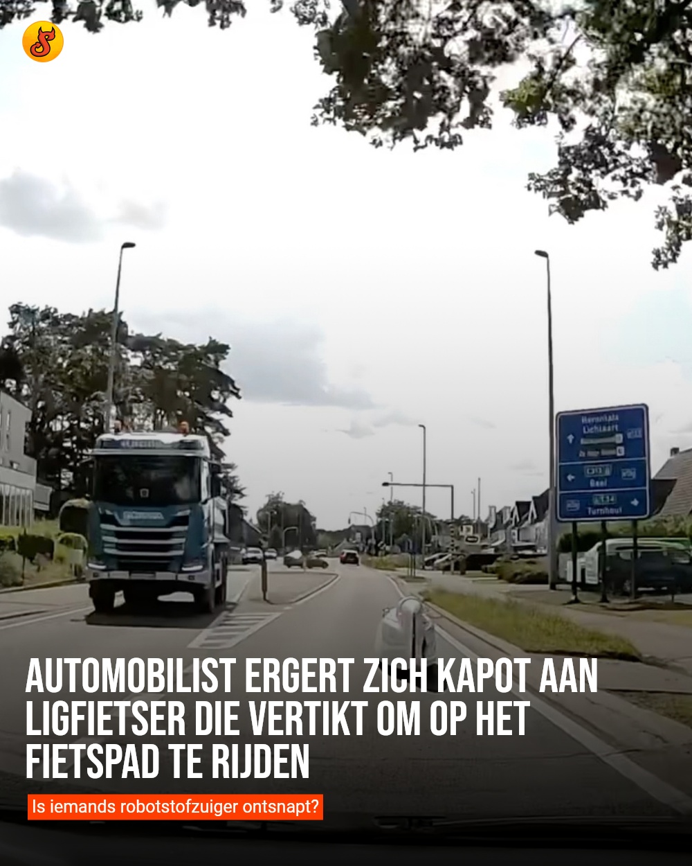 Automobilist ergert zich kapot aan ligfietser die vertikt om op het fietspad te rijden
