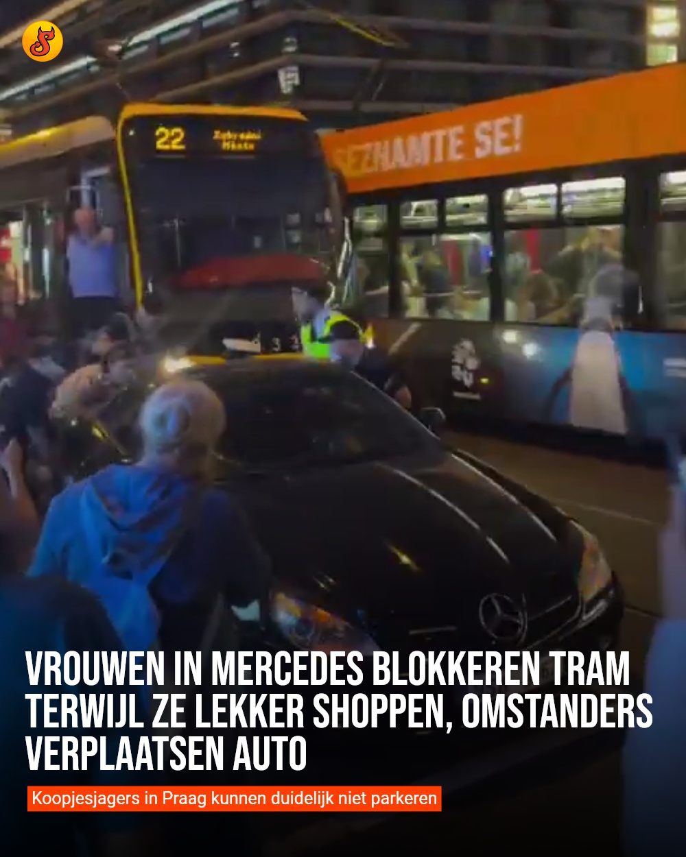 Vrouwen in Mercedes blokkeren tram terwijl ze lekker shoppen, omstanders verplaatsen auto