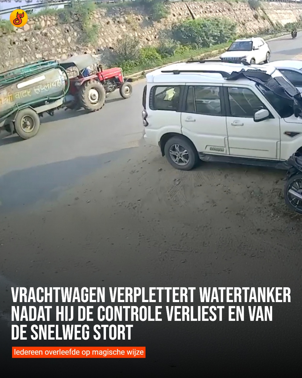 Vrachtwagen verplettert watertanker nadat hij de controle verliest en van de snelweg stort