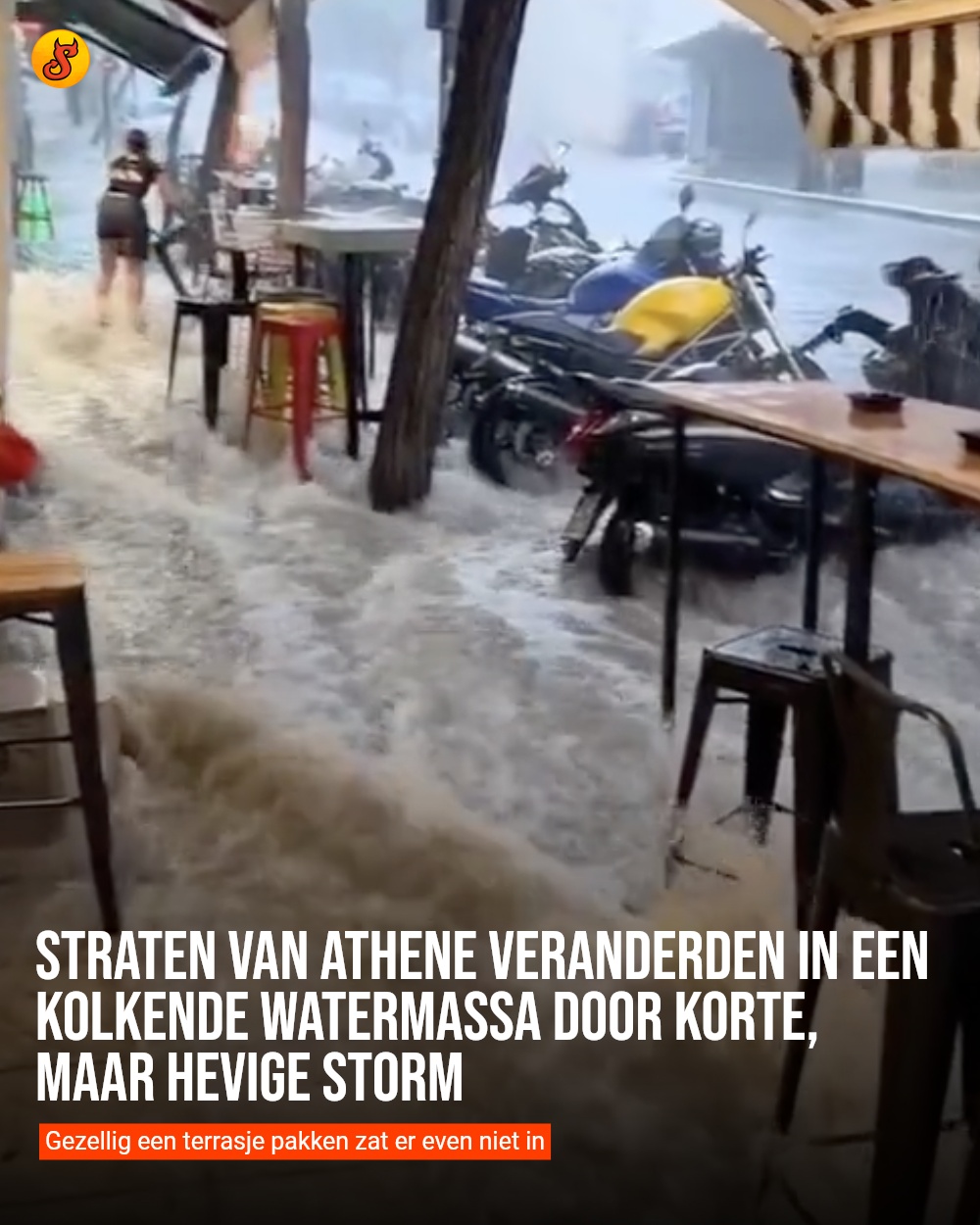 Straten van Athene veranderden in een kolkende watermassa door korte, maar hevige storm