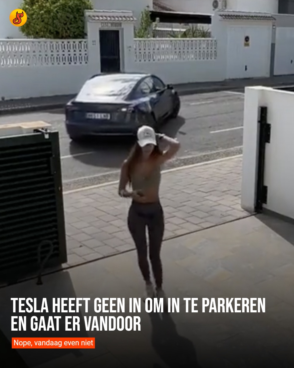 Tesla heeft geen in om in te parkeren en gaat er vandoor