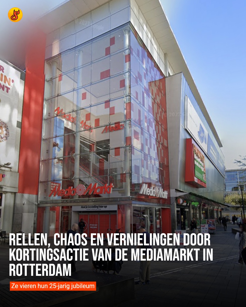 Rellen, chaos en vernielingen door kortingsactie van de MediaMarkt in Rotterdam