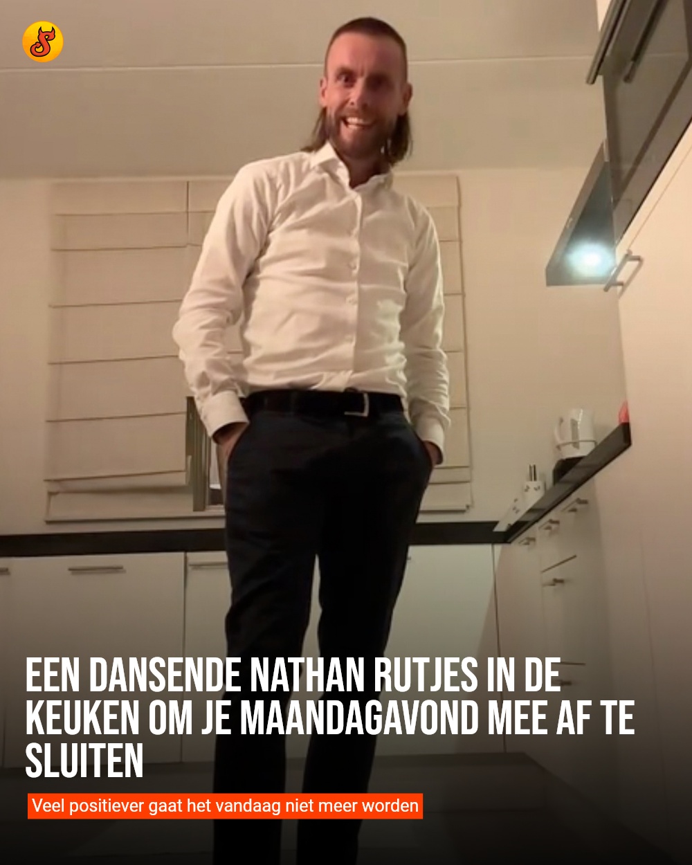 Een dansende Nathan Rutjes in de keuken om je maandagavond mee af te sluiten