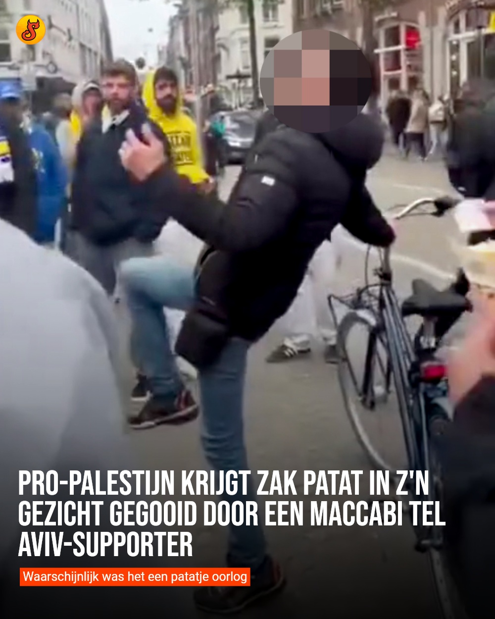 Pro-Palestijn krijgt zak patat in z'n gezicht gegooid door een Maccabi Tel Aviv-supporter