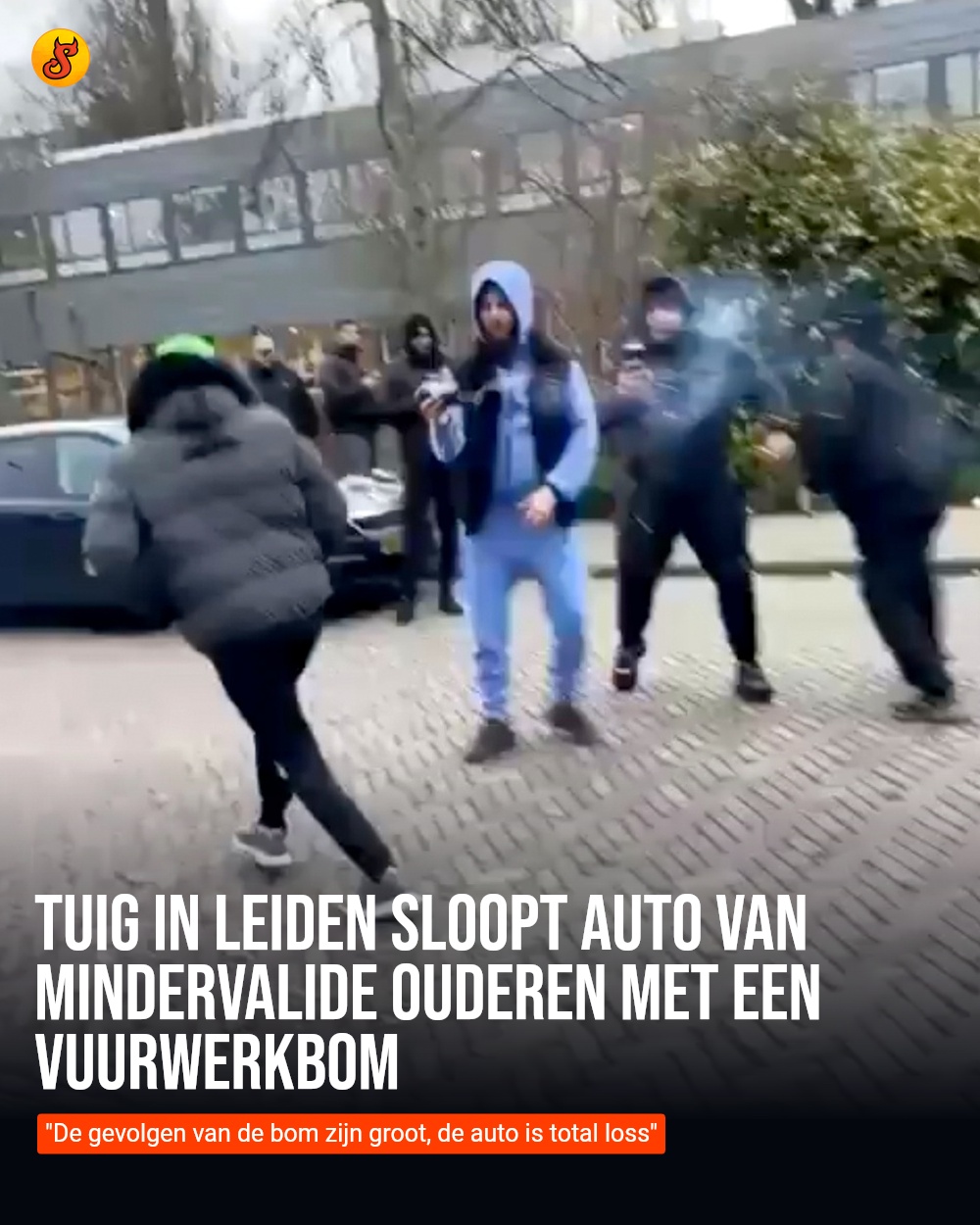 Tuig in Leiden sloopt auto van mindervalide ouderen met een vuurwerkbom