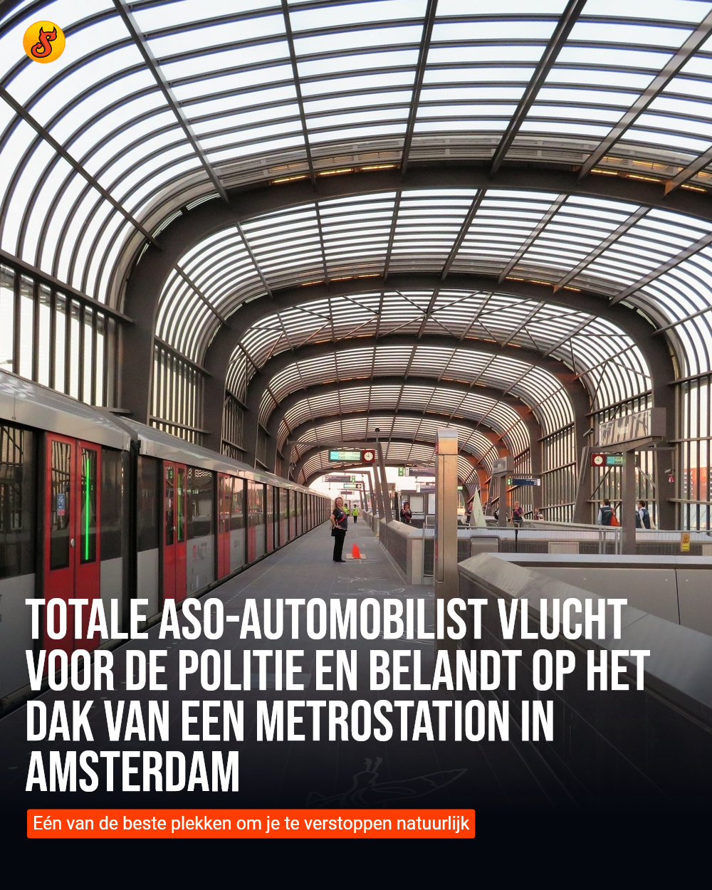 Totale aso-automobilist vlucht voor de politie en belandt op het dak van een metrostation in Amsterdam