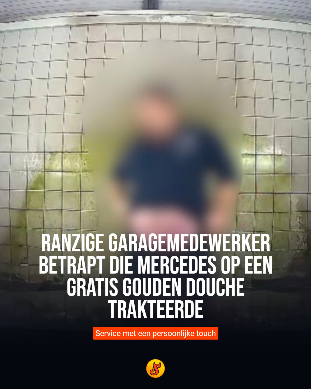 Ranzige garagemedewerker betrapt die Mercedes op een gratis gouden douche trakteerde