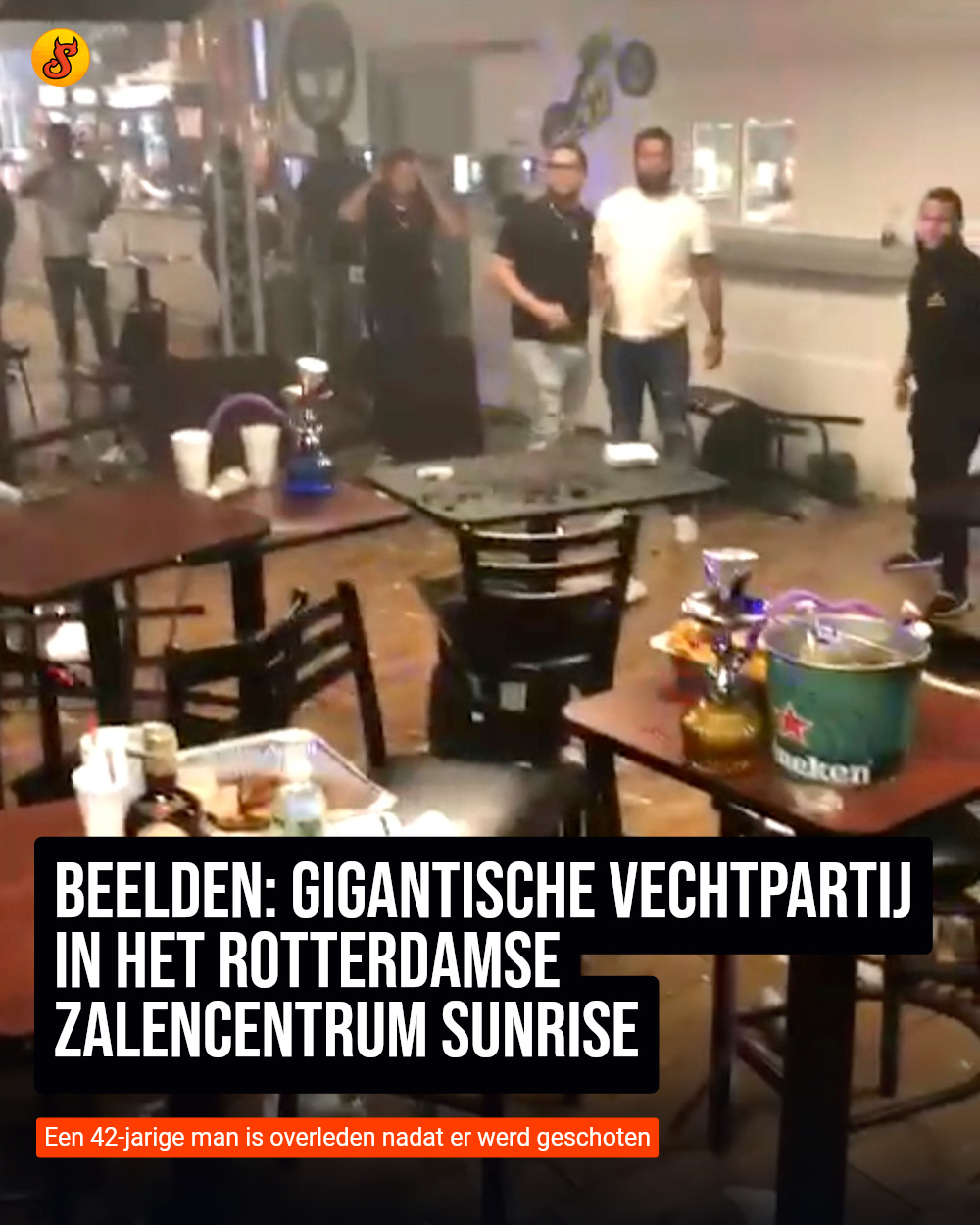 Beelden: Gigantische vechtpartij in het Rotterdamse zalencentrum Sunrise
