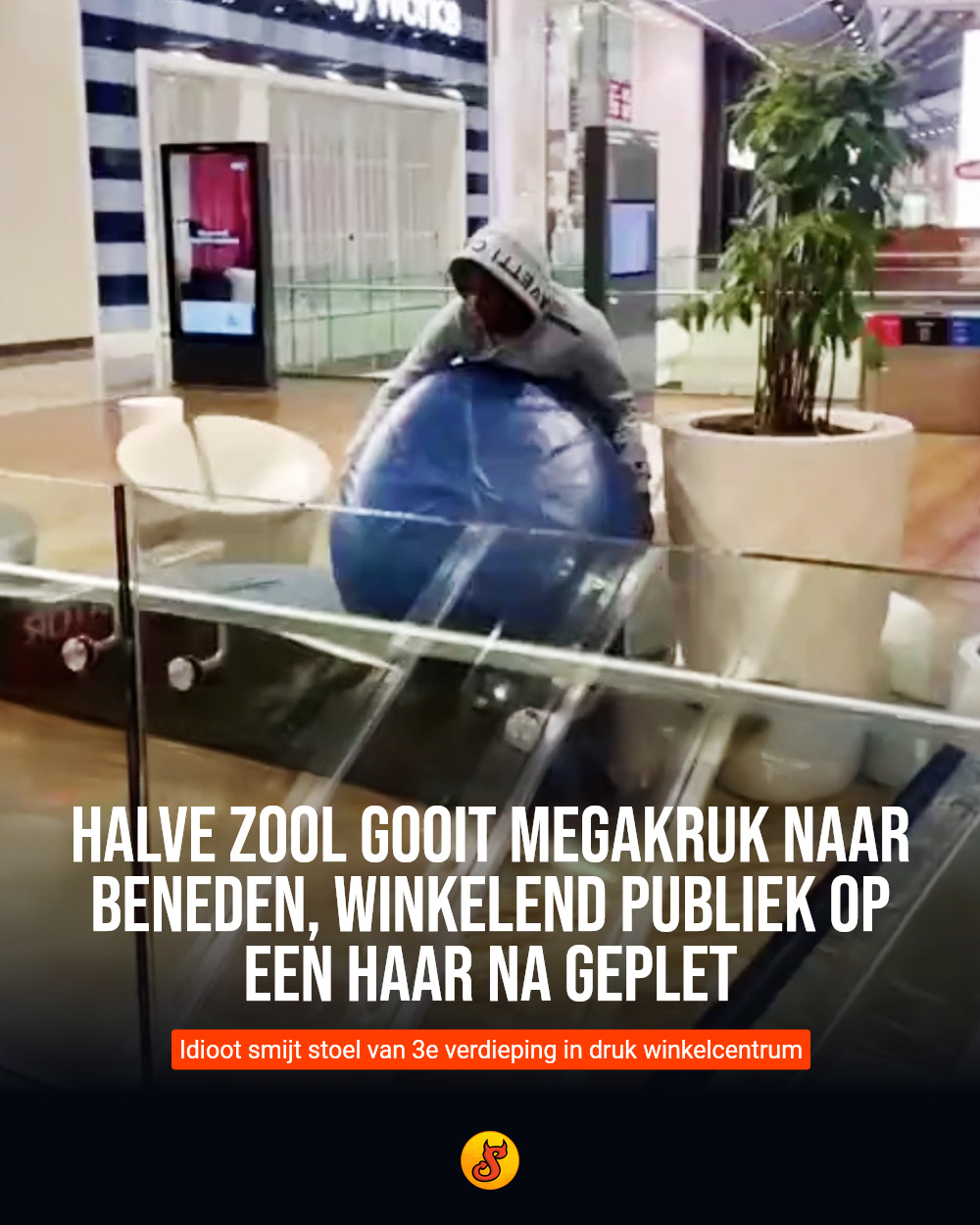 Halve zool gooit megakruk naar beneden, winkelend publiek op een haar na geplet
