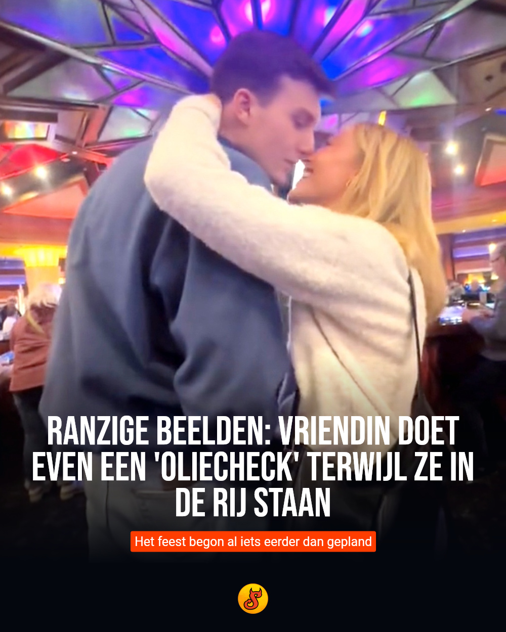 Ranzige beelden: Vriendin doet even een 'oliecheck' terwijl ze in de rij staan