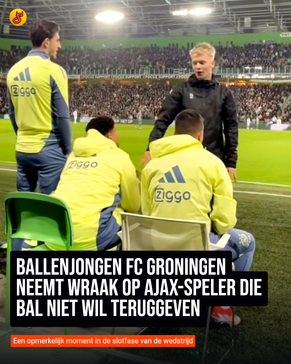 Ballenjongen FC Groningen neemt wraak op Ajax-speler die bal niet wil teruggeven