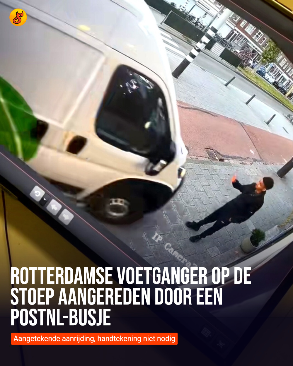 Rotterdamse voetganger op de stoep aangereden door een PostNL-busje