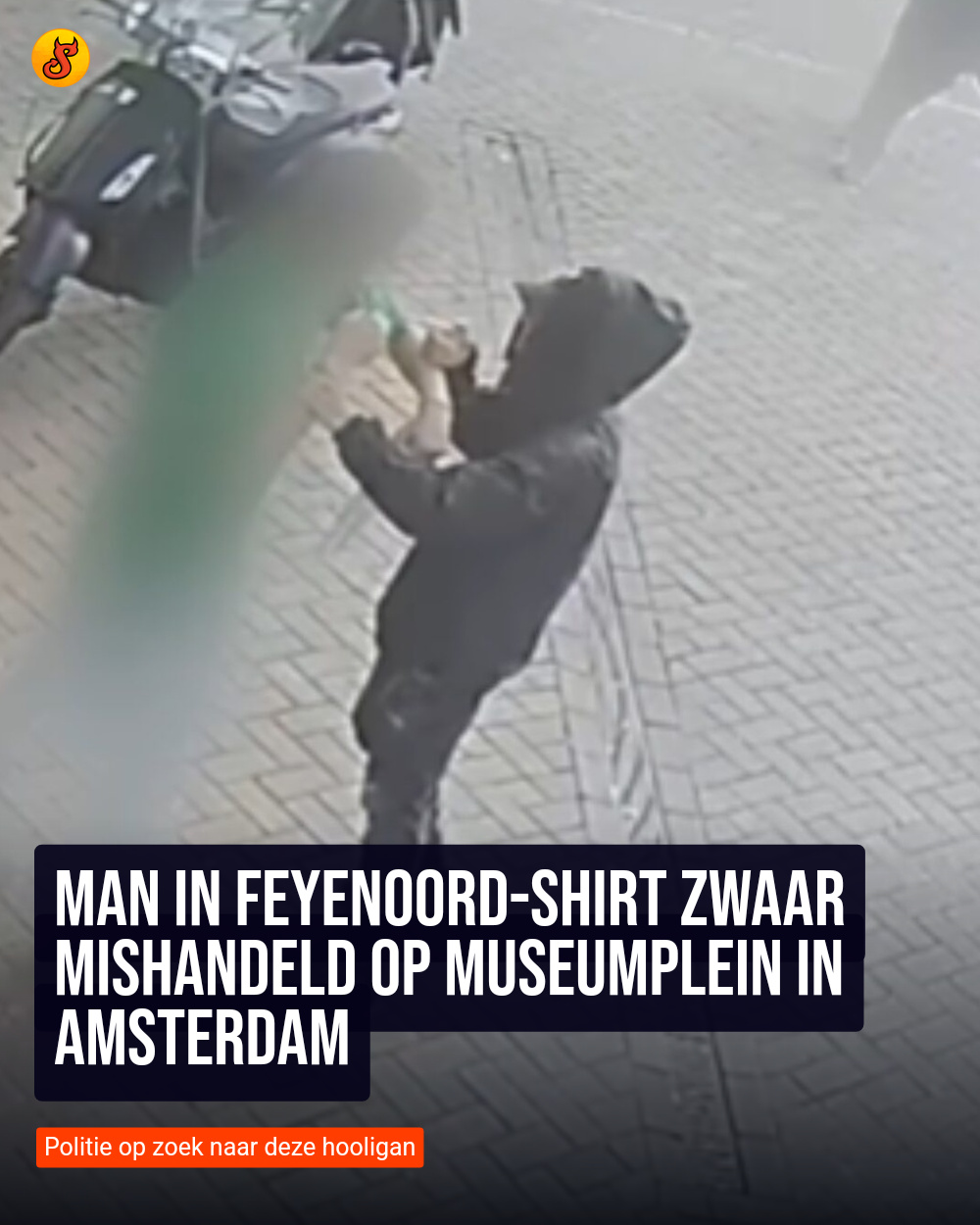Man in Feyenoord-shirt zwaar mishandeld op Museumplein in Amsterdam