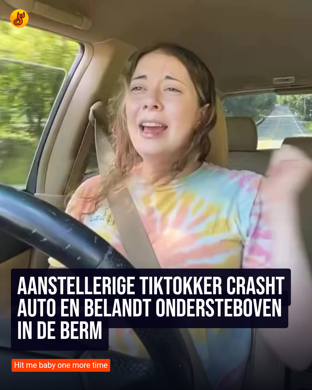 Aanstellerige TikTokker crasht auto en belandt ondersteboven in de berm