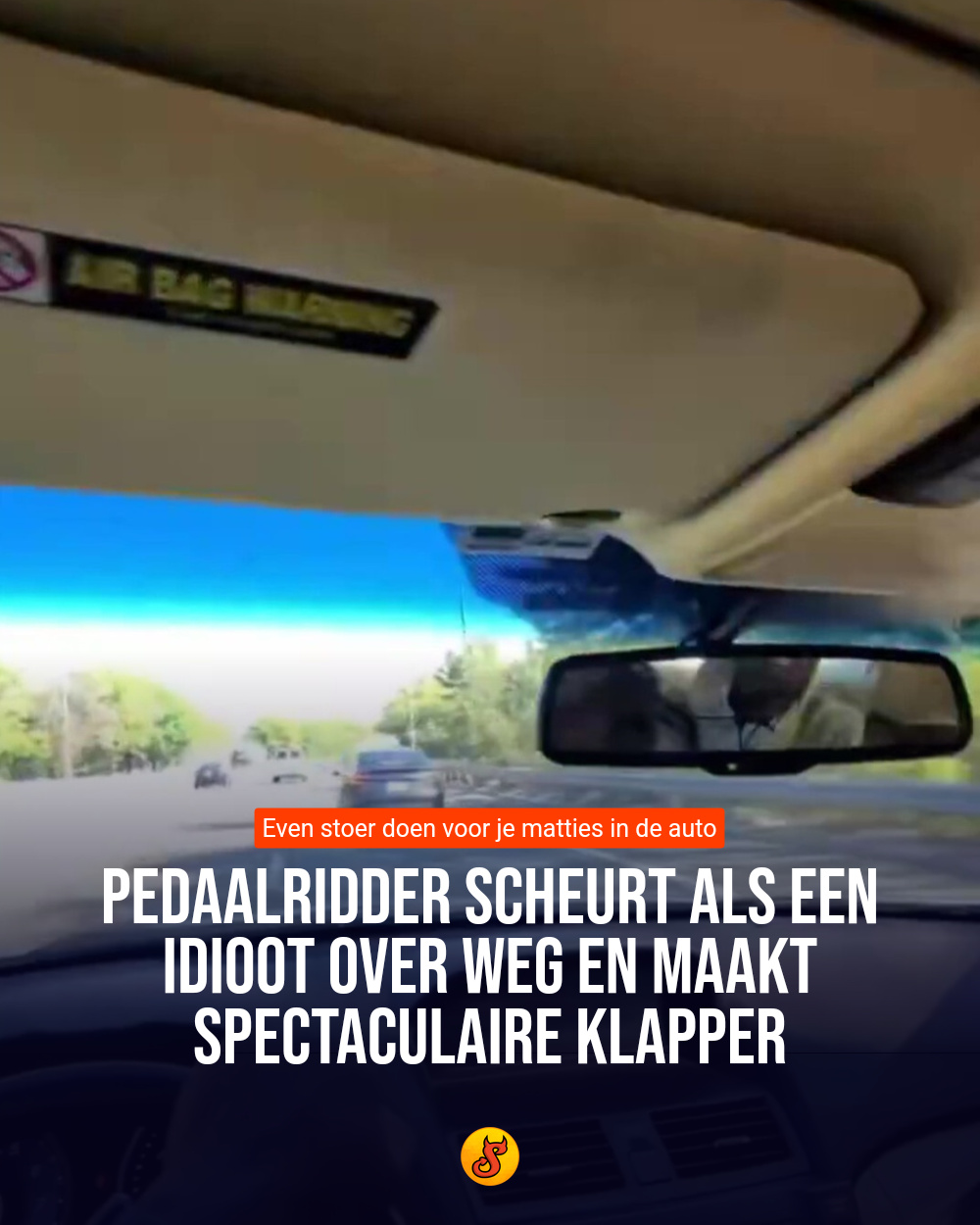 Pedaalridder scheurt als een idioot over weg en maakt spectaculaire klapper