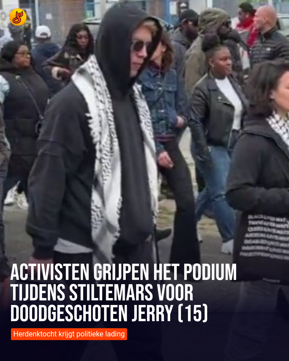 Activisten grijpen het podium tijdens stiltemars voor doodgeschoten Jerry (15)