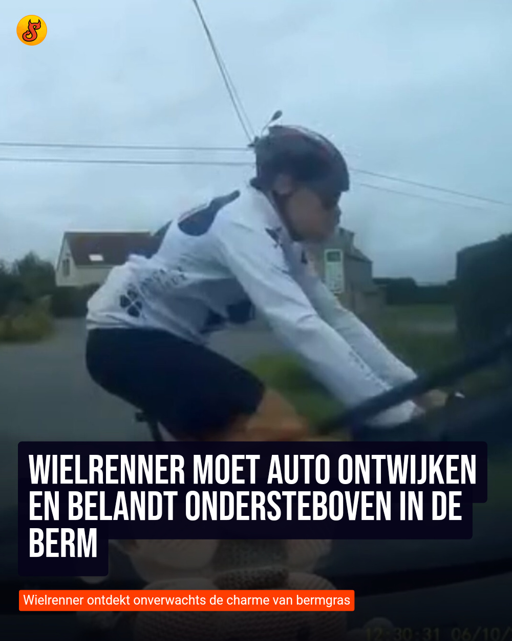 Wielrenner moet auto ontwijken en belandt ondersteboven in de berm