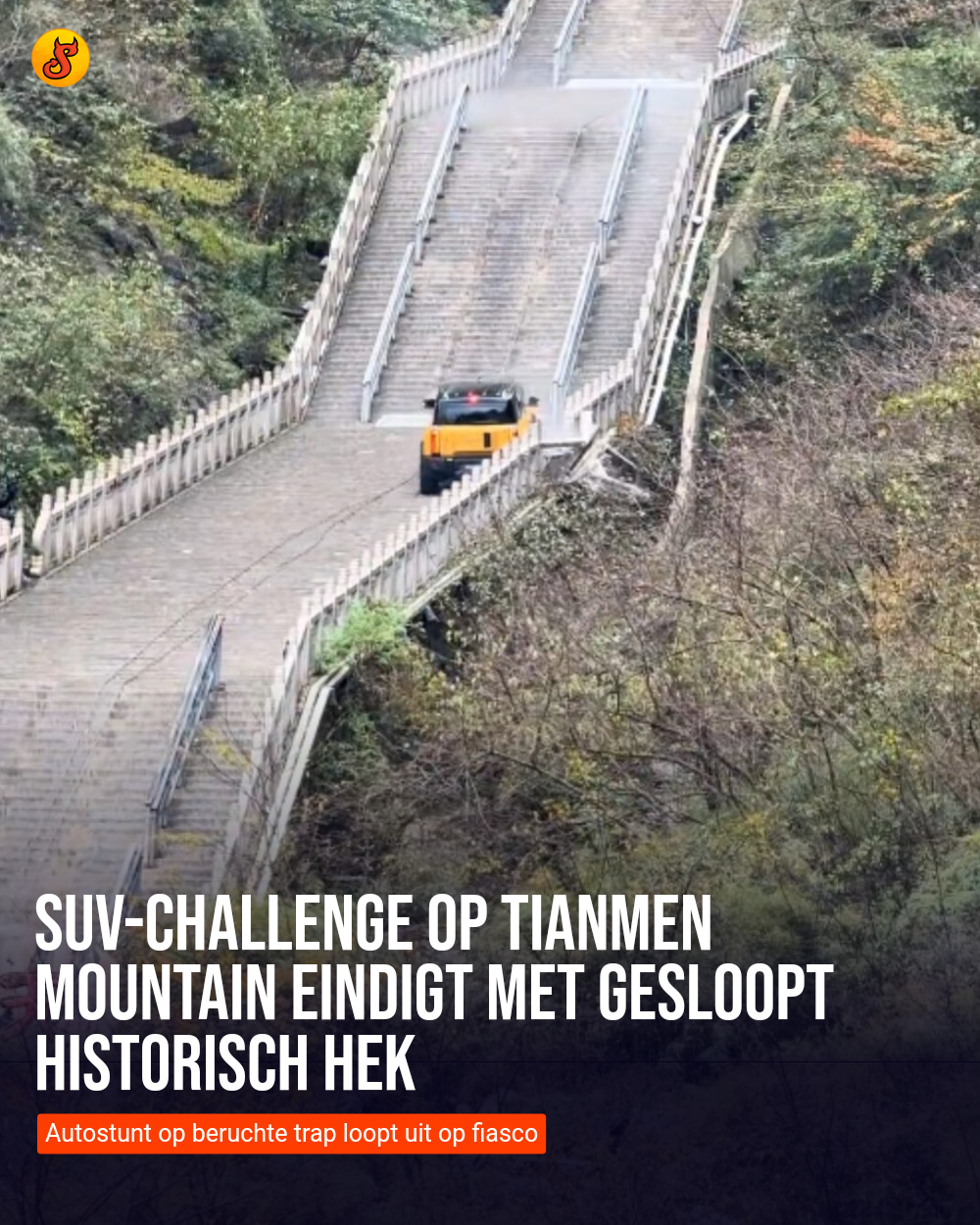 SUV-challenge op Tianmen Mountain eindigt met gesloopt historisch hek