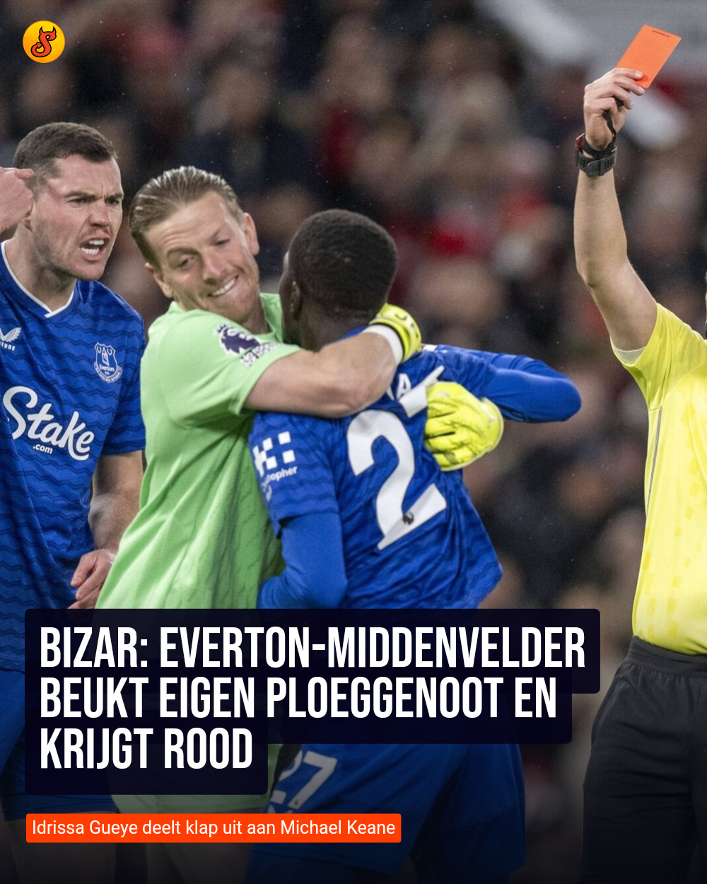 Bizar: Everton-middenvelder beukt eigen ploeggenoot en krijgt rood