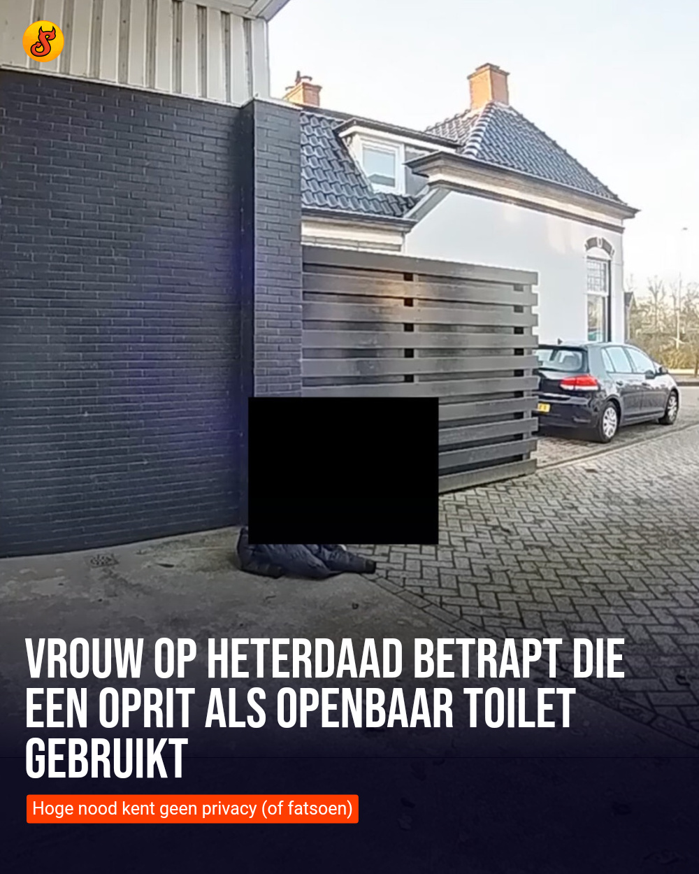 Vrouw op heterdaad betrapt die een oprit als openbaar toilet gebruikt