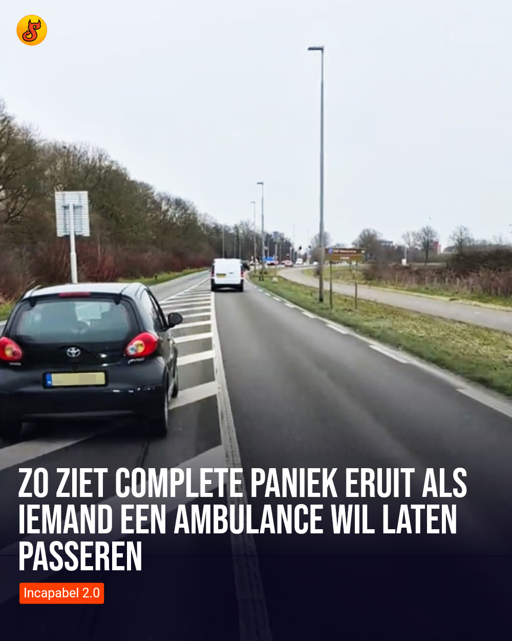 Zo ziet complete paniek eruit als iemand een ambulance wil laten passeren