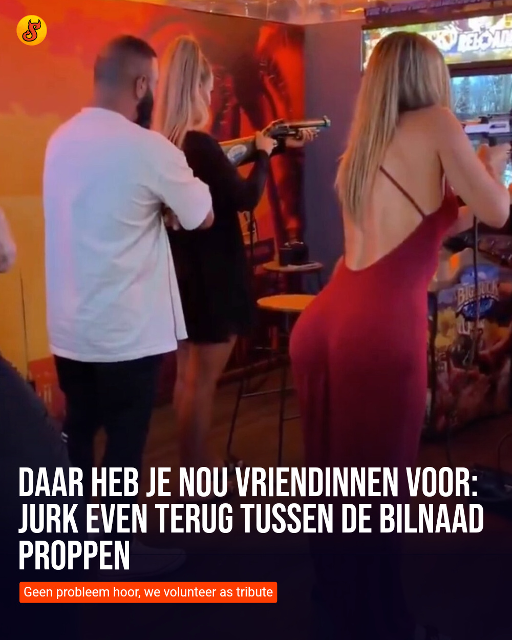 Daar heb je nou vriendinnen voor: Jurk even terug tussen de bilnaad proppen