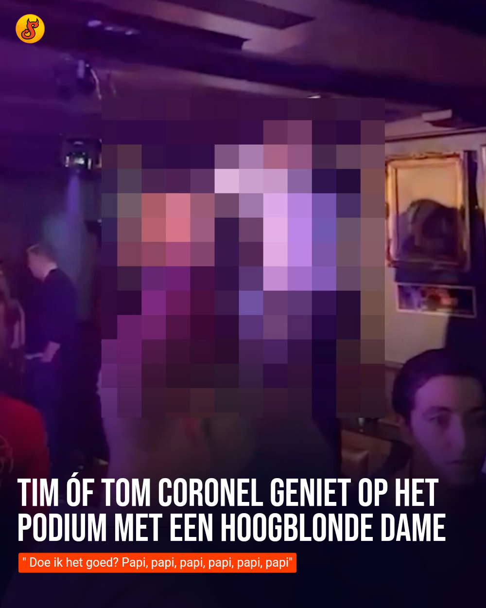 Tim óf Tom Coronel geniet op het podium met een hoogblonde dame