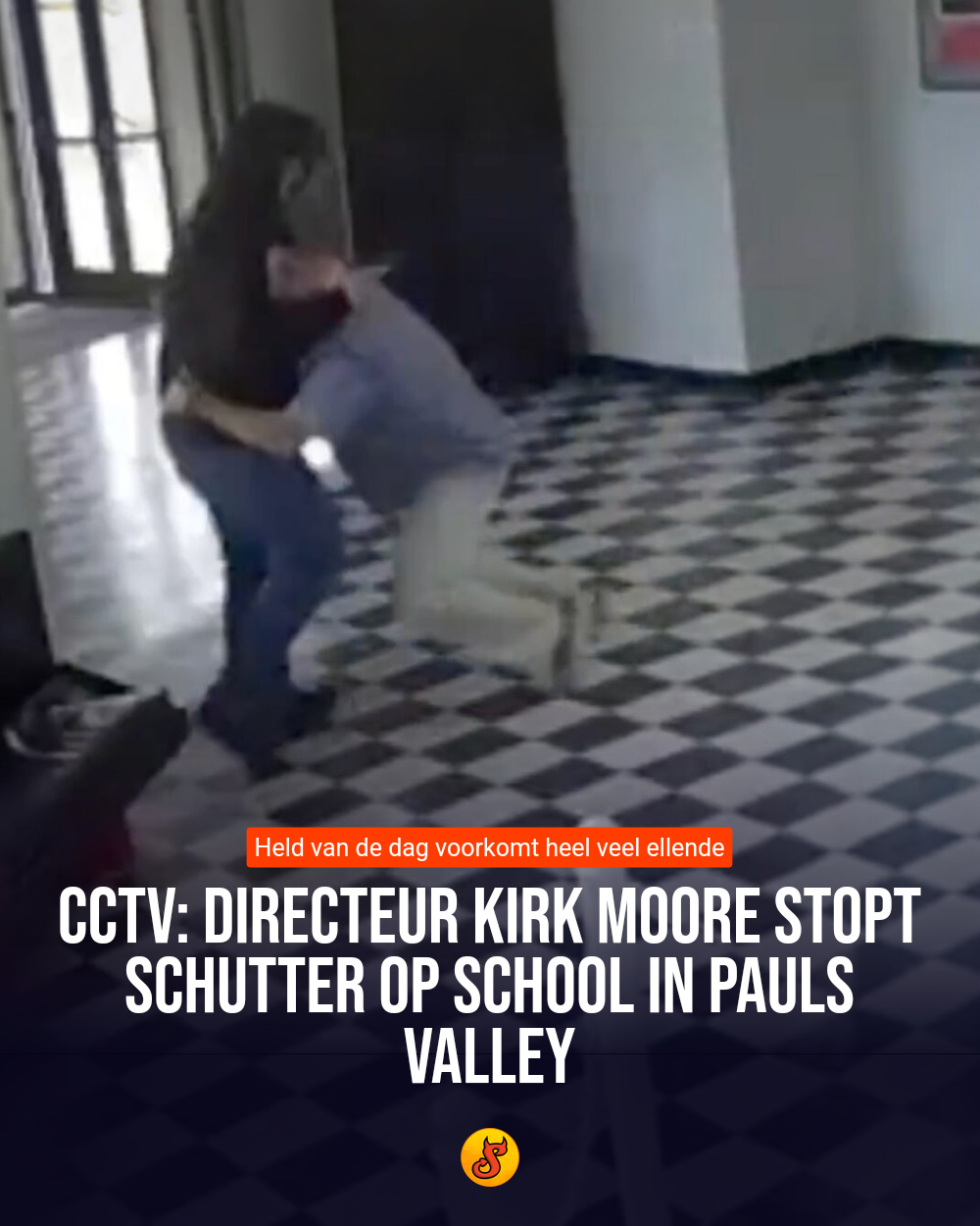 CCTV: Directeur Kirk Moore stopt schutter op school in Pauls Valley