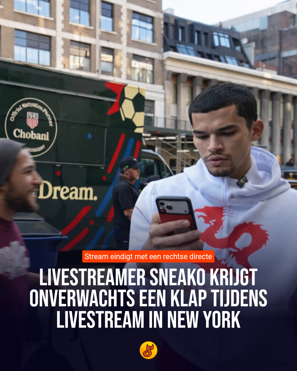 Livestreamer Sneako krijgt onverwachts een klap tijdens livestream in New York