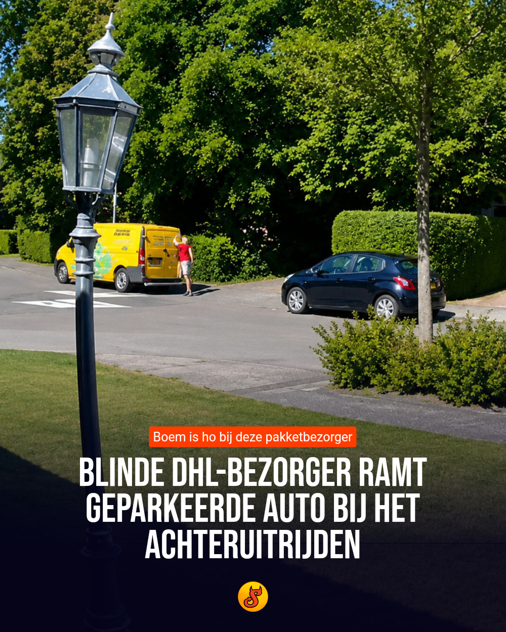 Blinde DHL-bezorger ramt geparkeerde auto bij het achteruitrijden