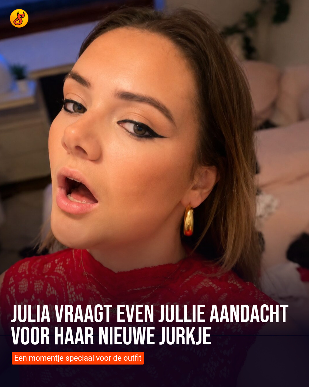 Julia vraagt even jullie aandacht voor haar nieuwe jurkje